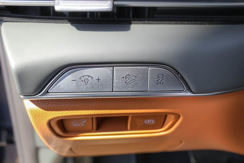 Used 2025 Genesis GV80 2.5T Advanced image 21