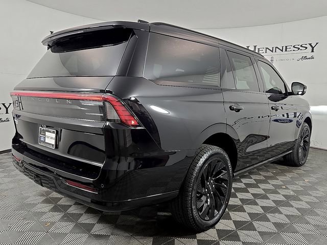 New 2025 Lincoln Navigator Reserve w/ Jet Appearance Package image 4