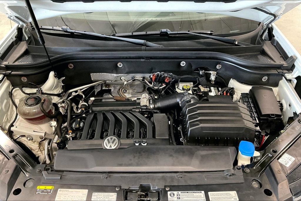 Used 2018 Volkswagen Atlas SEL Premium AWD/4WD image 32