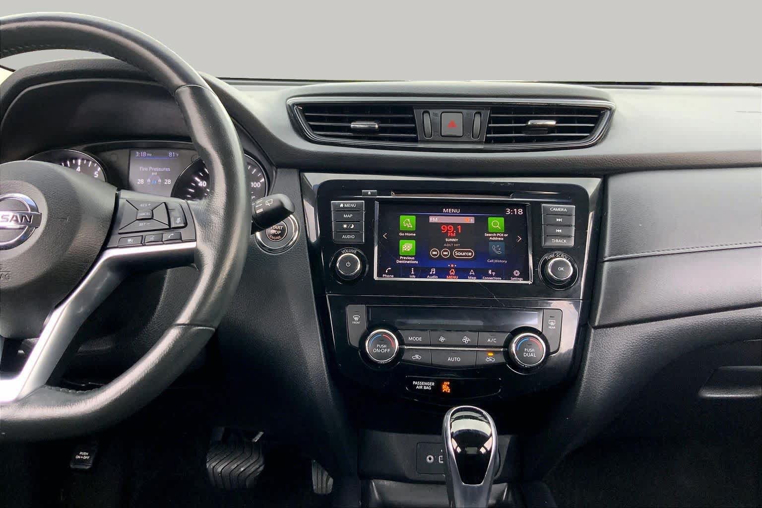 Used 2018 Nissan Rogue SV w/ Premium Package FWD image 7