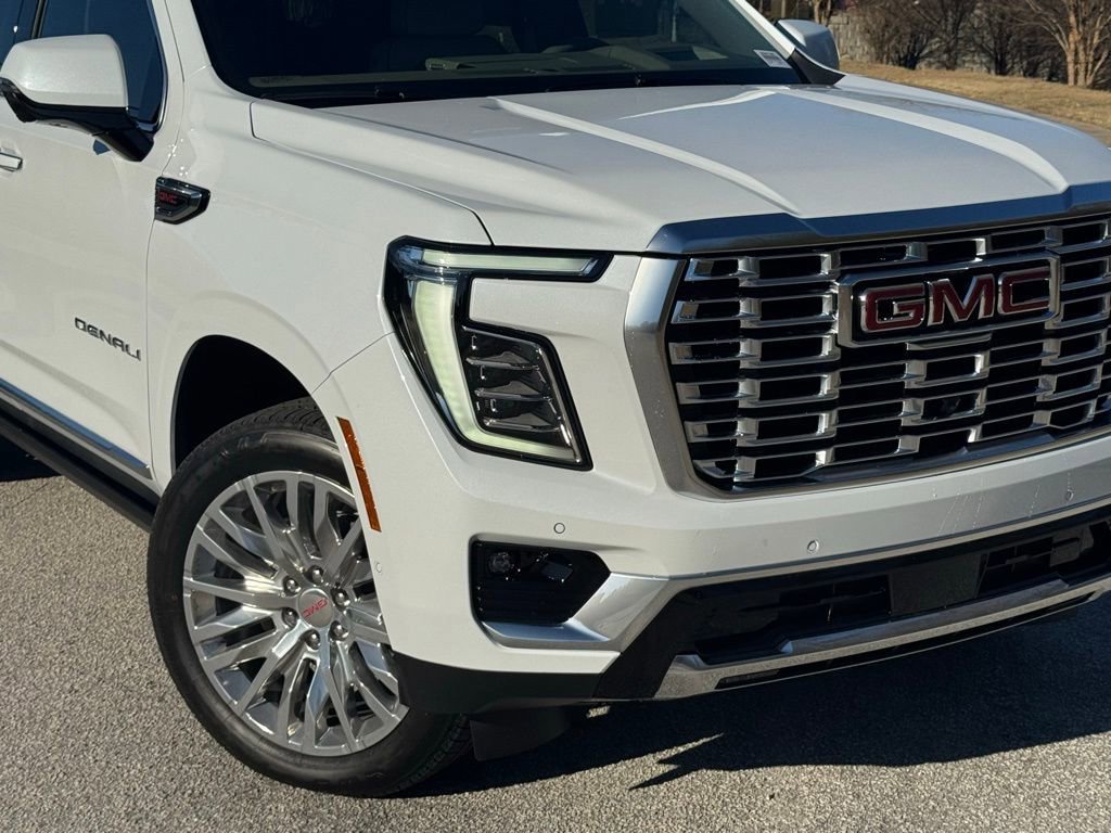 New 2026 GMC Yukon Denali w/ Denali Reserve Package image 6