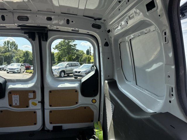 Used 2023 Ford Transit Connect XL FWD image 26
