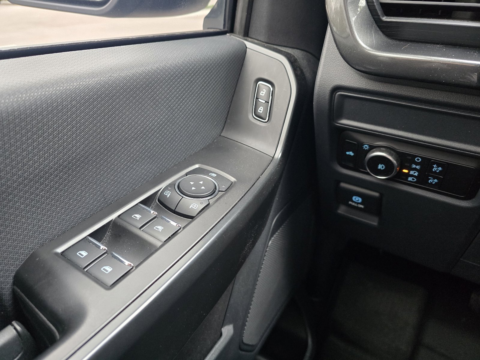 Used 2023 Ford F150 XL w/ STX Appearance Package image 24