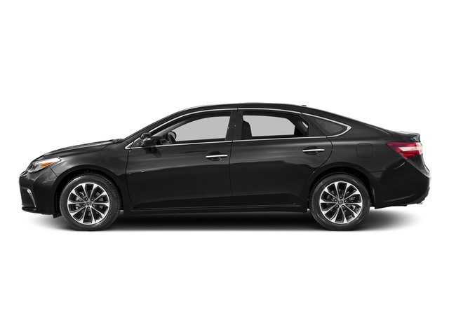 Used 2018 Toyota Avalon XLE Premium FWD image 3