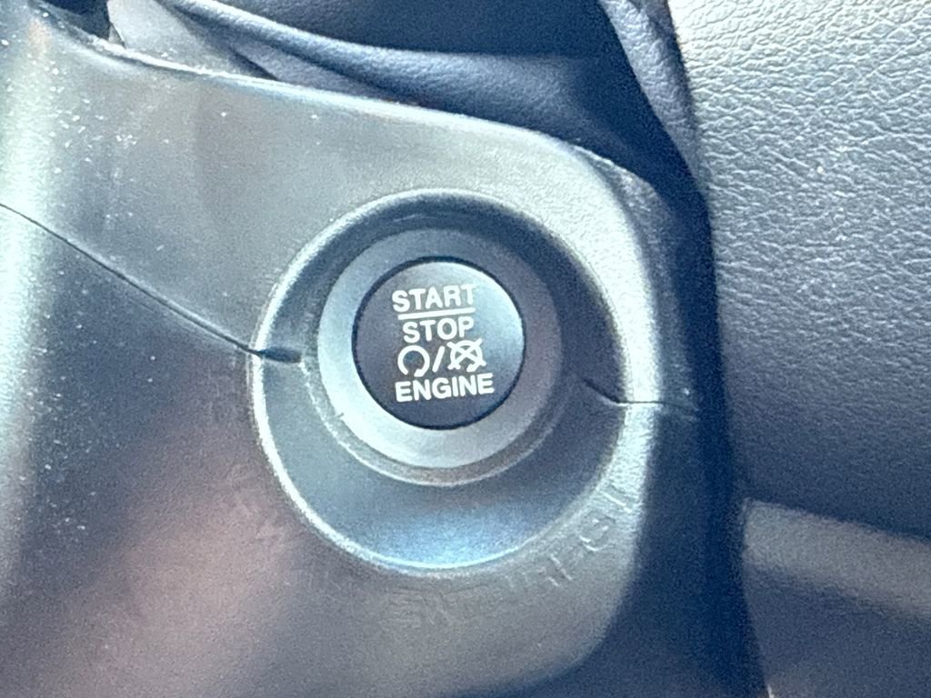 Certified 2022 Jeep Renegade Trailhawk image 28