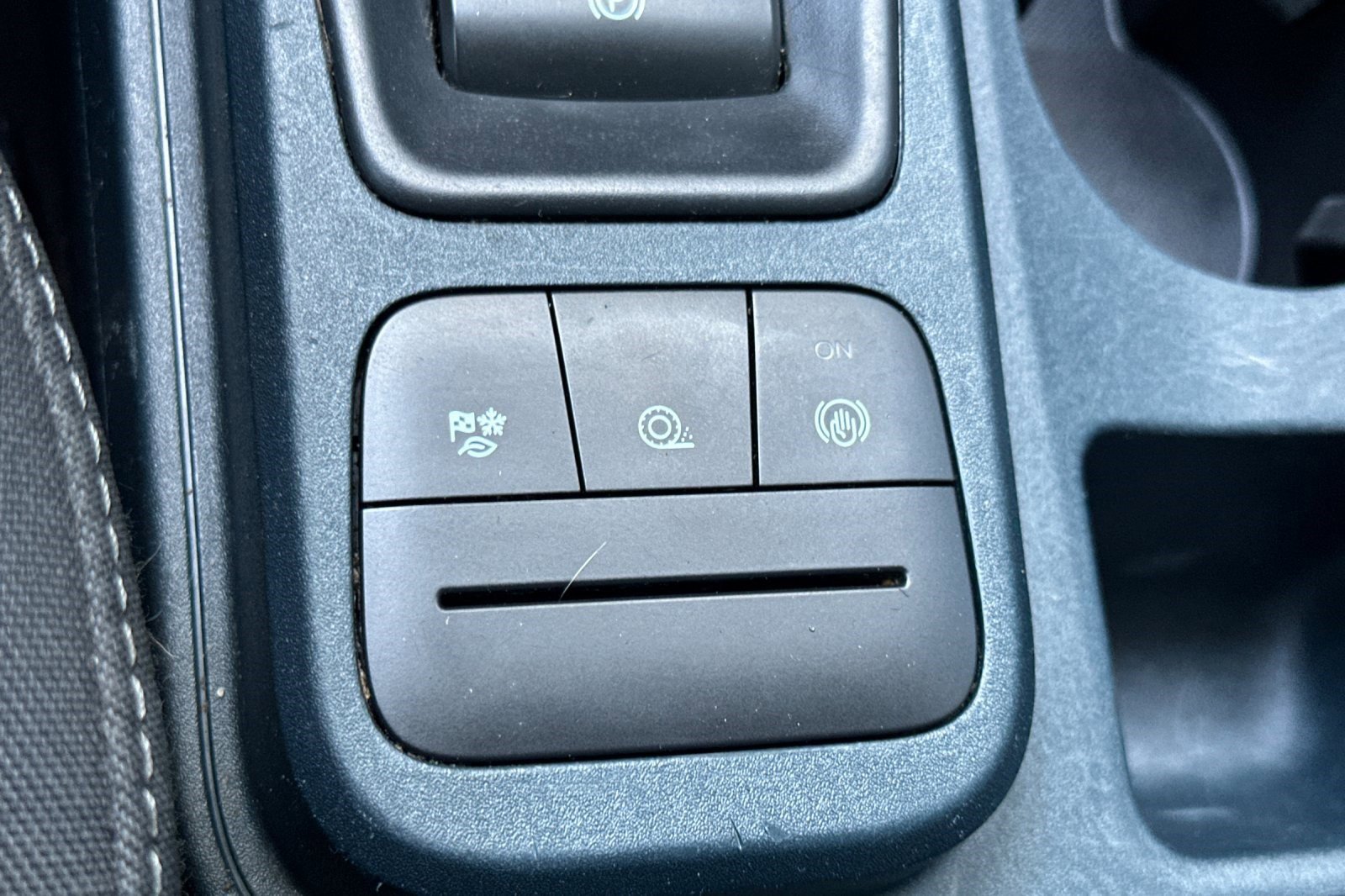 Used 2022 Ford Maverick XL image 37