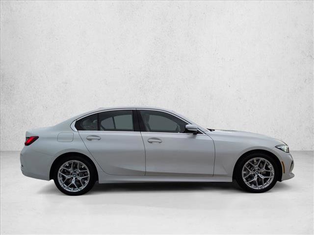 Used 2025 BMW 330i Sedan RWD image 4