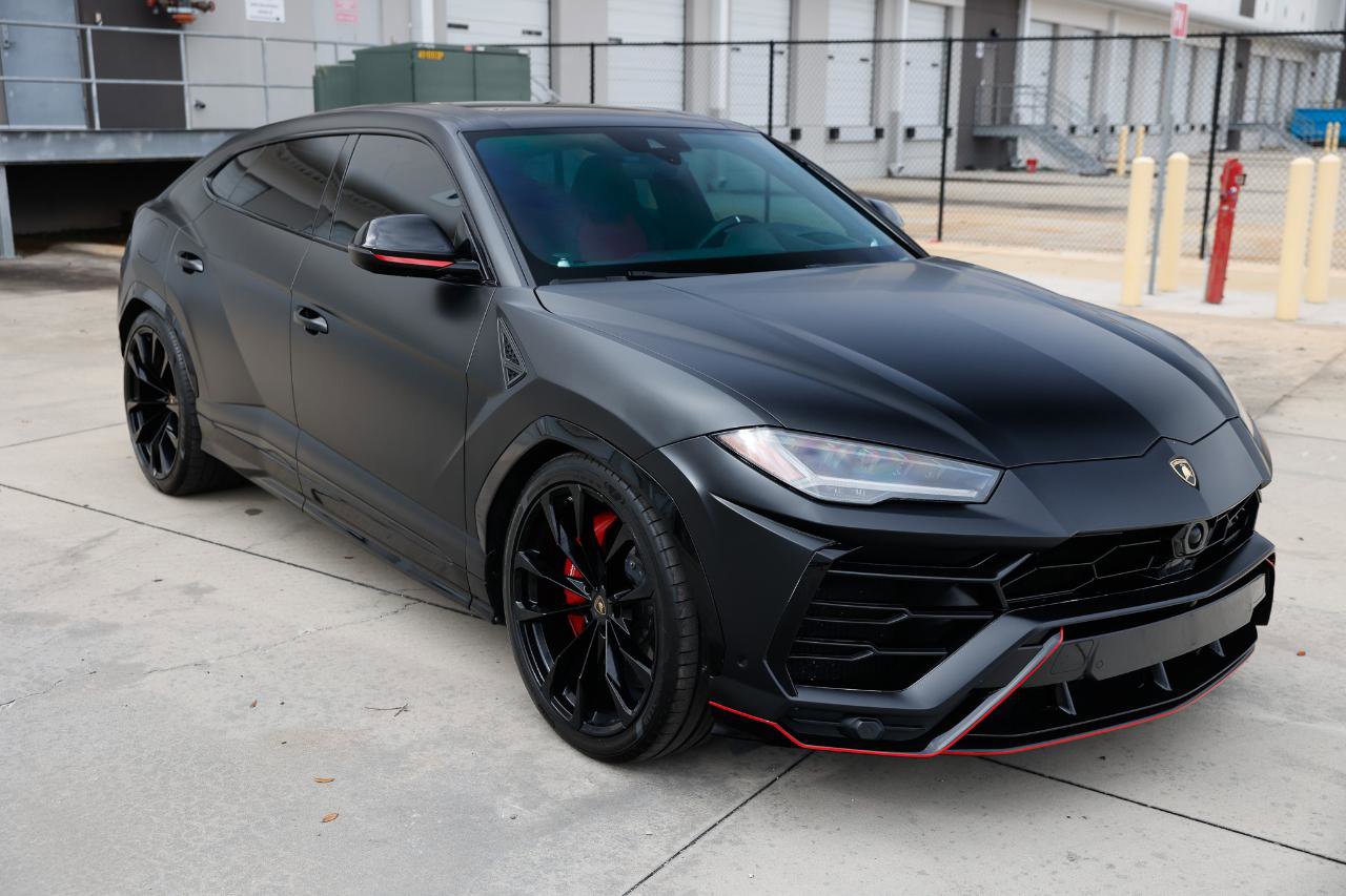 Used 2020 Lamborghini Urus image 17