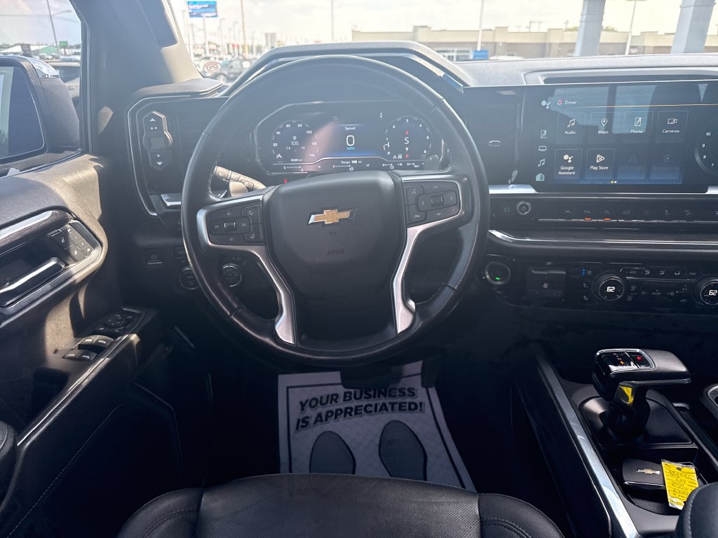 Used 2023 Chevrolet Silverado 1500 LTZ w/ LTZ Premium Package AWD/4WD image 27