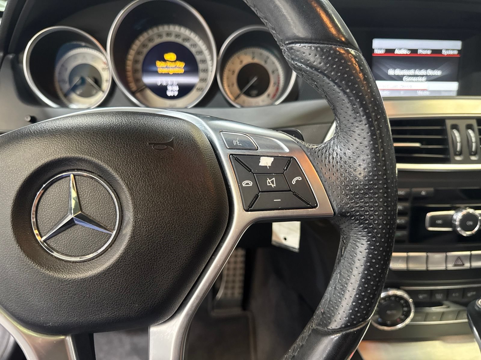 Used 2013 Mercedes-Benz C 250 Coupe image 25