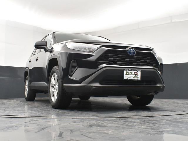 Used 2021 Toyota RAV4 LE AWD/4WD image 19