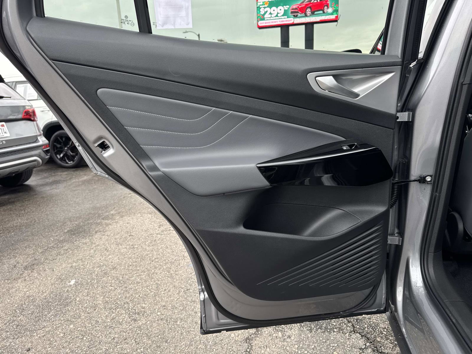 New 2025 Volkswagen ID.4 Pro S image 24