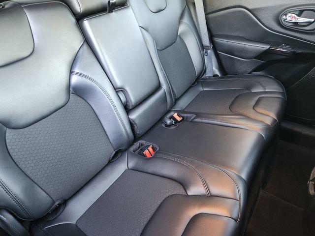 Certified 2021 Jeep Cherokee Latitude Plus image 26