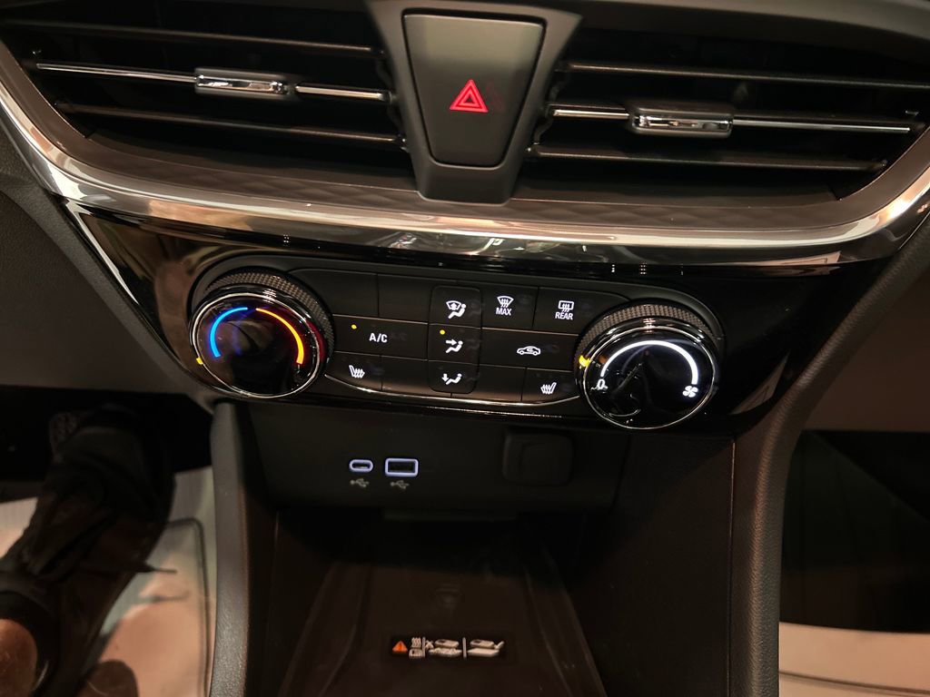 New 2026 Buick Encore GX Sport Touring w/ Advanced Technology Package image 17