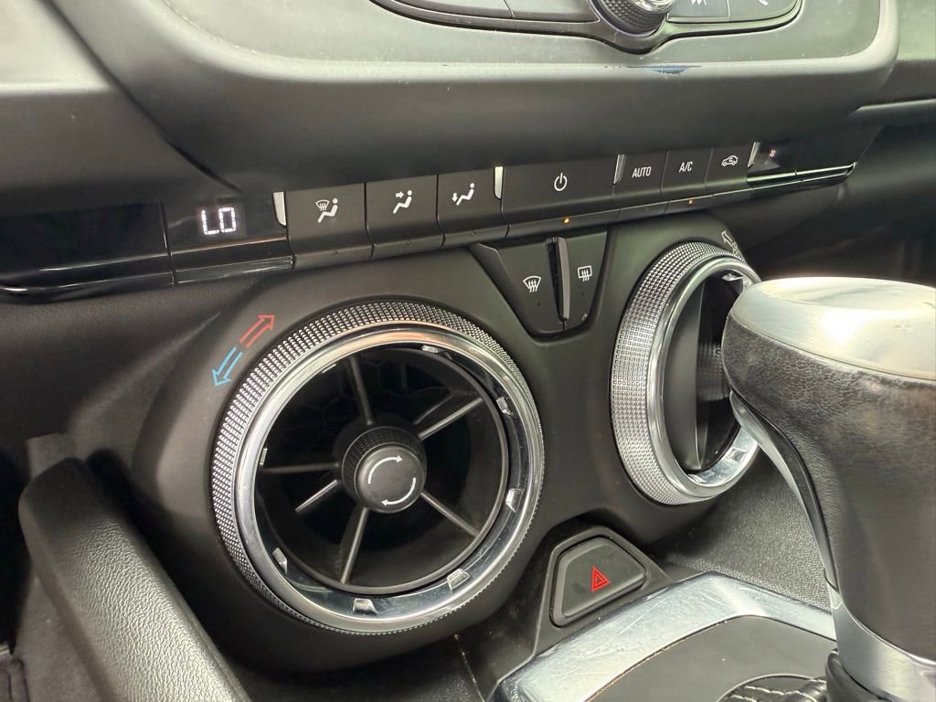 Used 2021 Chevrolet Camaro LS RWD image 11