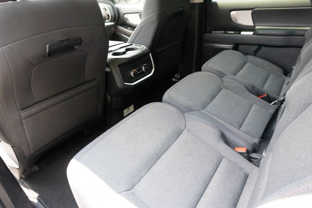 Used 2025 Ford Expedition Max Active RWD image 24