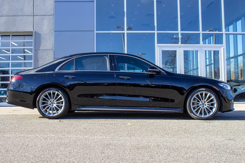 Used 2022 Mercedes-Benz S 580 4MATIC Sedan image 4