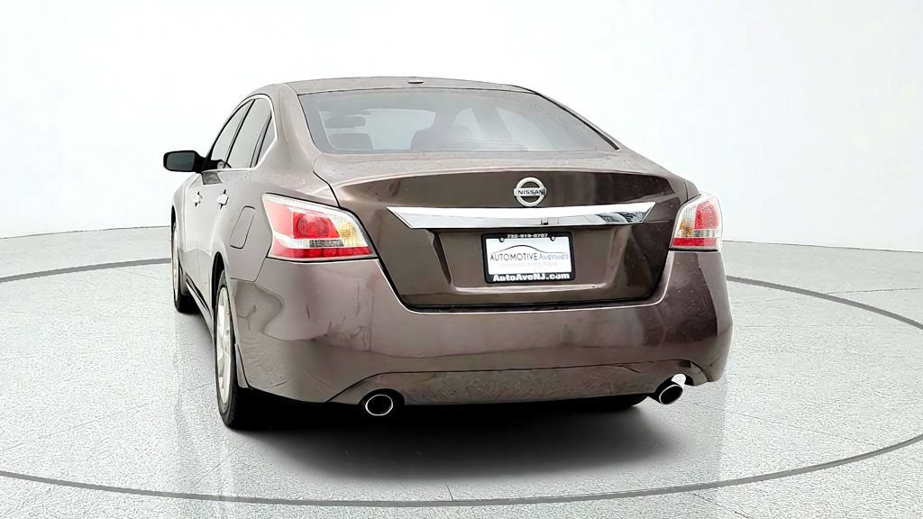 Used 2014 Nissan Altima 2.5 SV FWD image 6