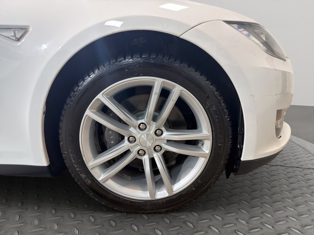 Used 2013 Tesla Model S RWD image 24