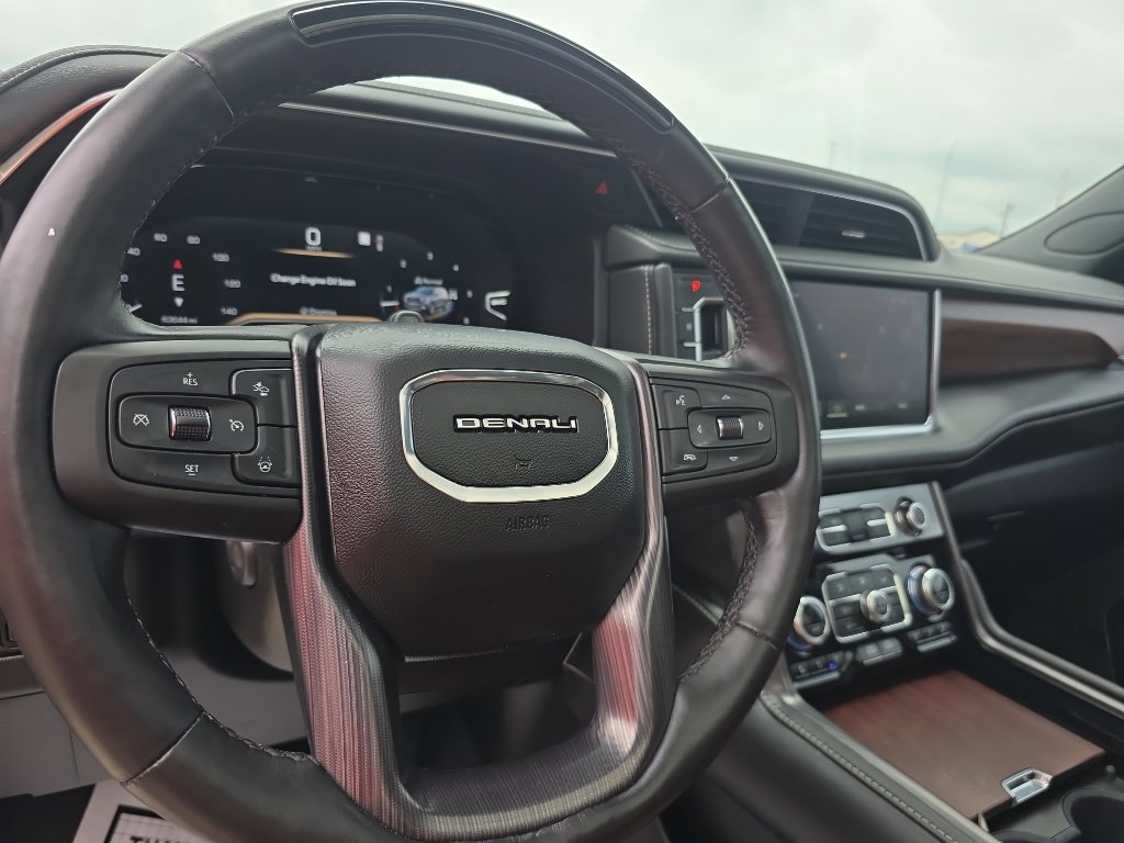 Certified 2023 GMC Yukon XL Denali Ultimate AWD/4WD image 13