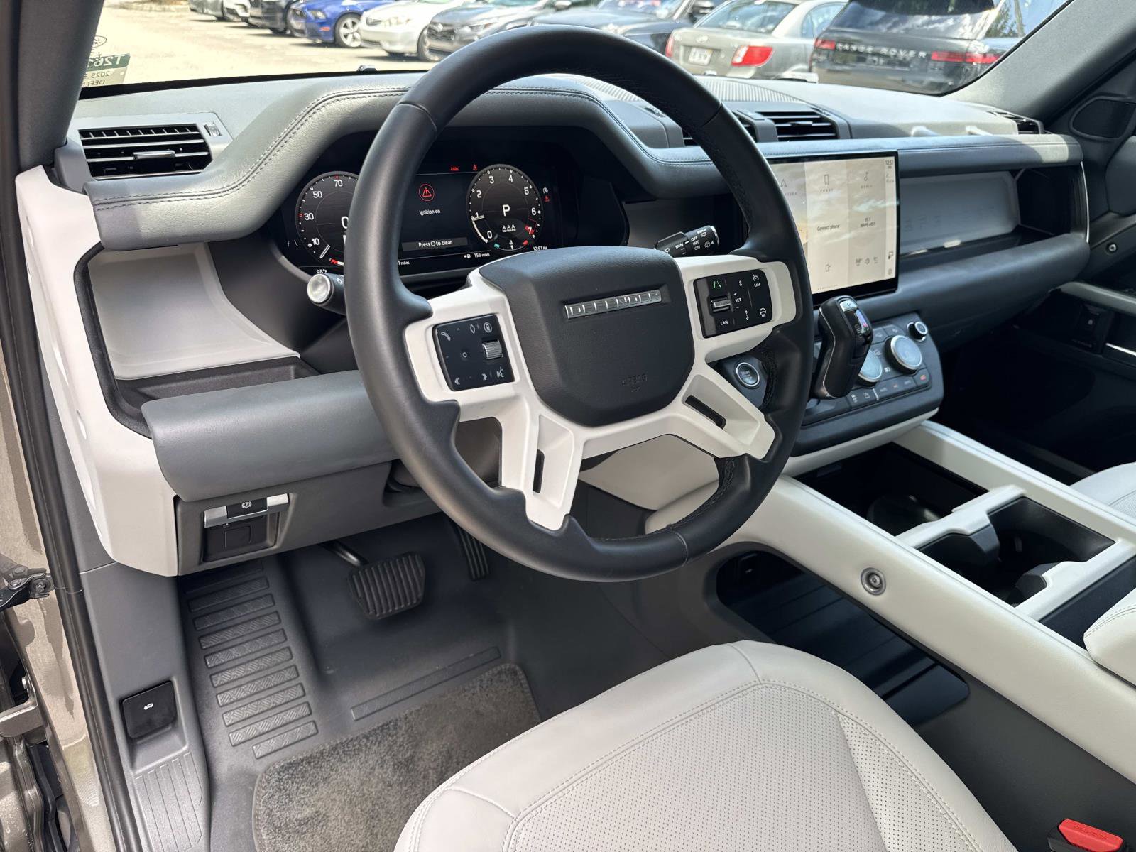 Used 2025 Land Rover Defender 110 S AWD/4WD image 22