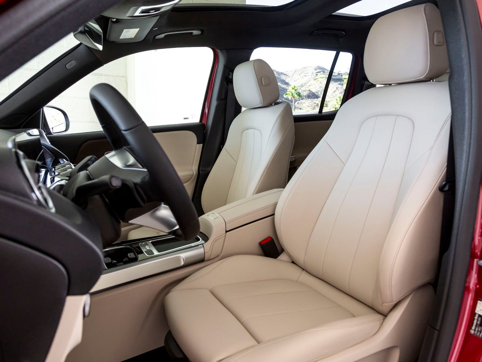 Used 2026 Mercedes-Benz GLB 250 image 20