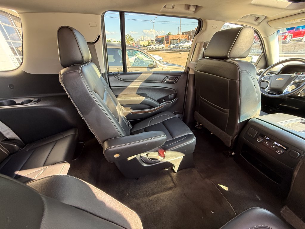Used 2018 Chevrolet Suburban LT AWD/4WD image 20
