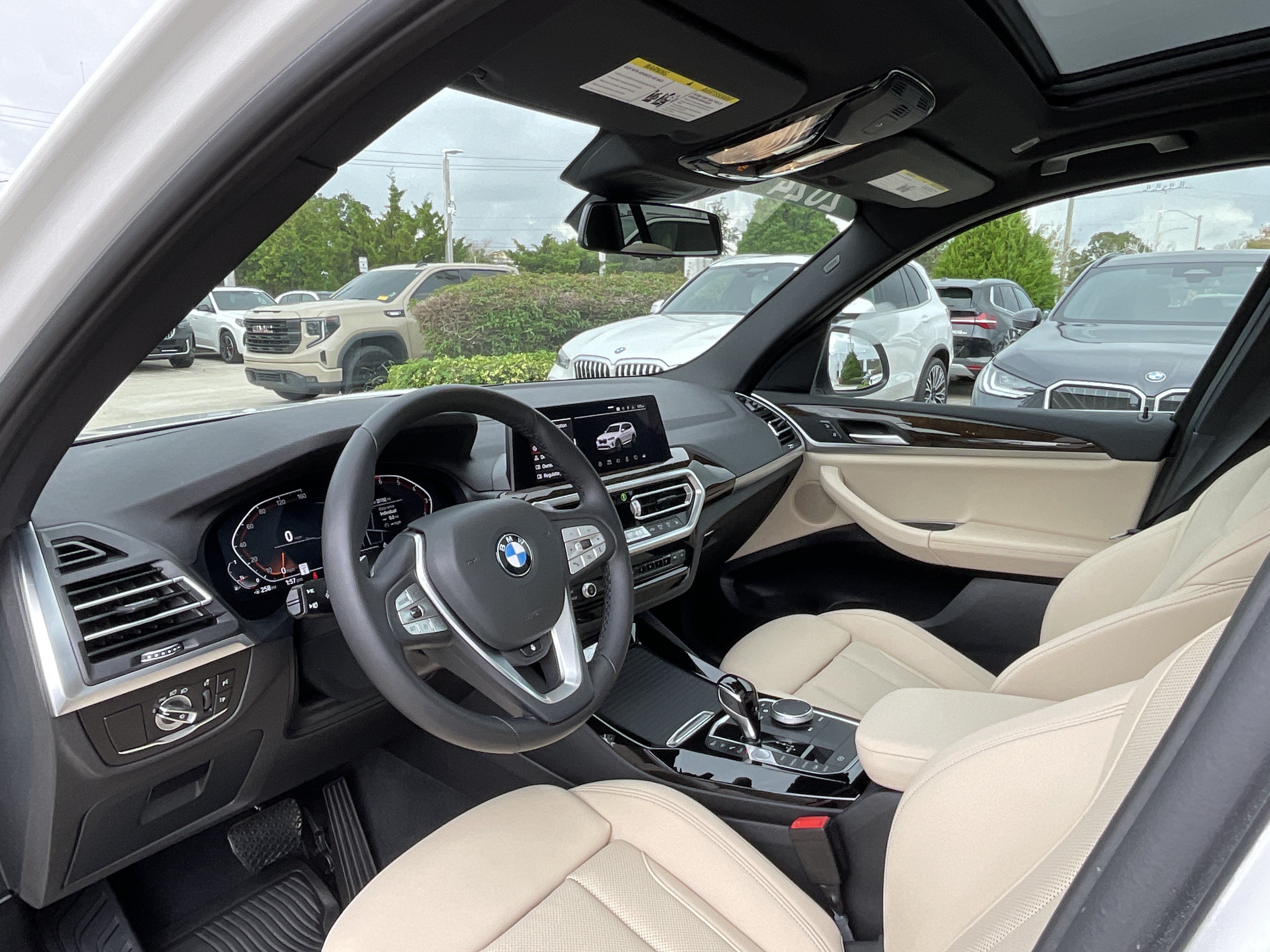 Certified 2024 BMW X3 xDrive30i w/ Convenience Package AWD/4WD image 8