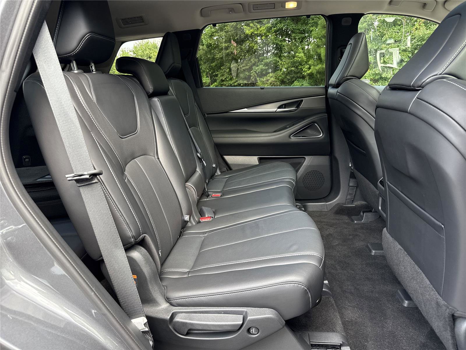 Used 2025 INFINITI QX60 Luxe w/ Vision Package image 24