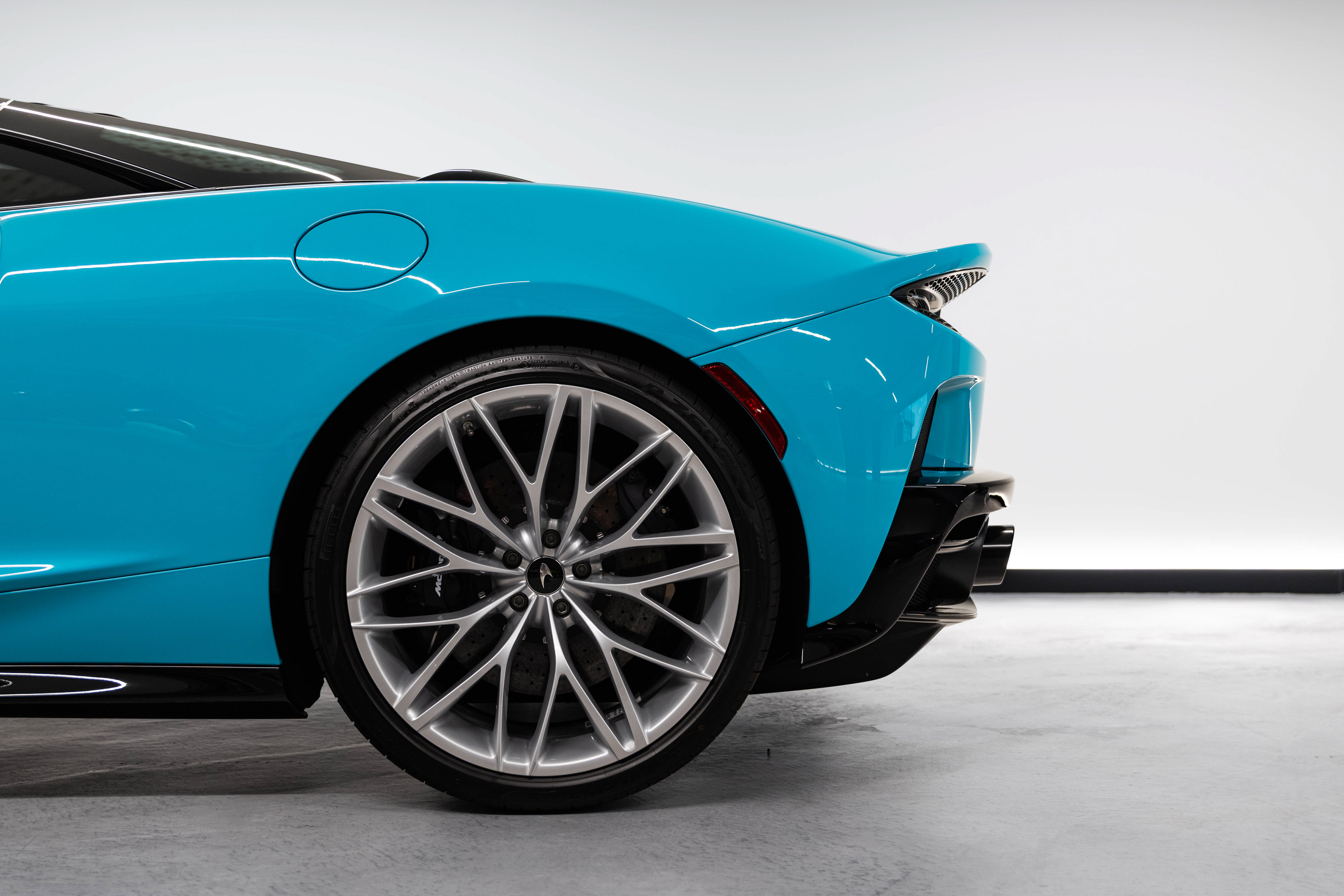 New 2027 McLaren GTS RWD image 17