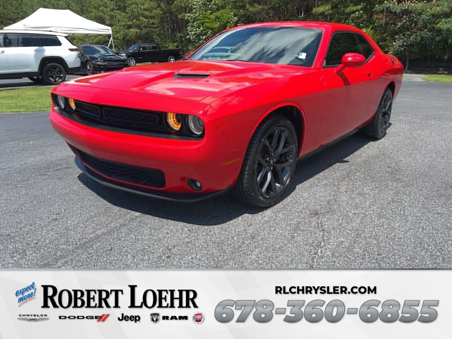 Used 2019 Dodge Challenger SXT w/ Blacktop Package RWD image 1