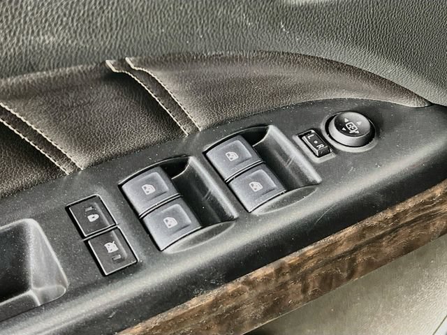 Used 2022 GMC Canyon Denali AWD/4WD image 9