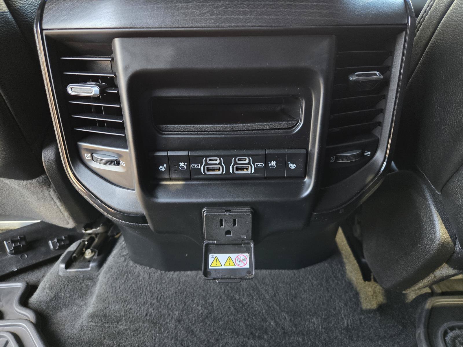 Used 2023 RAM 1500 Limited w/ Night Edition RWD image 29