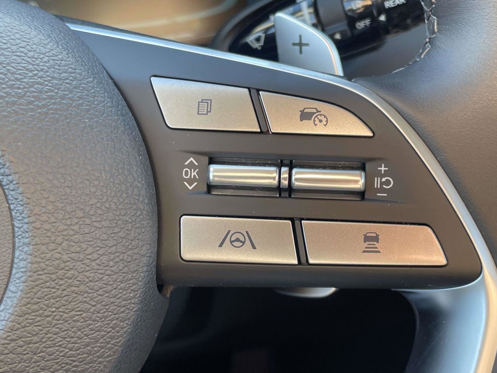 Used 2025 Hyundai Palisade SEL image 12