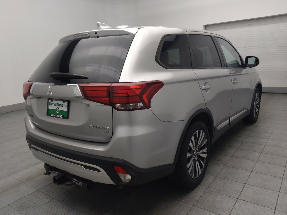 Used 2019 Mitsubishi Outlander SE image 9