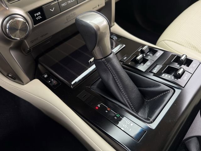Used 2021 Lexus GX 460 Luxury w/ Off Road Package AWD/4WD image 20