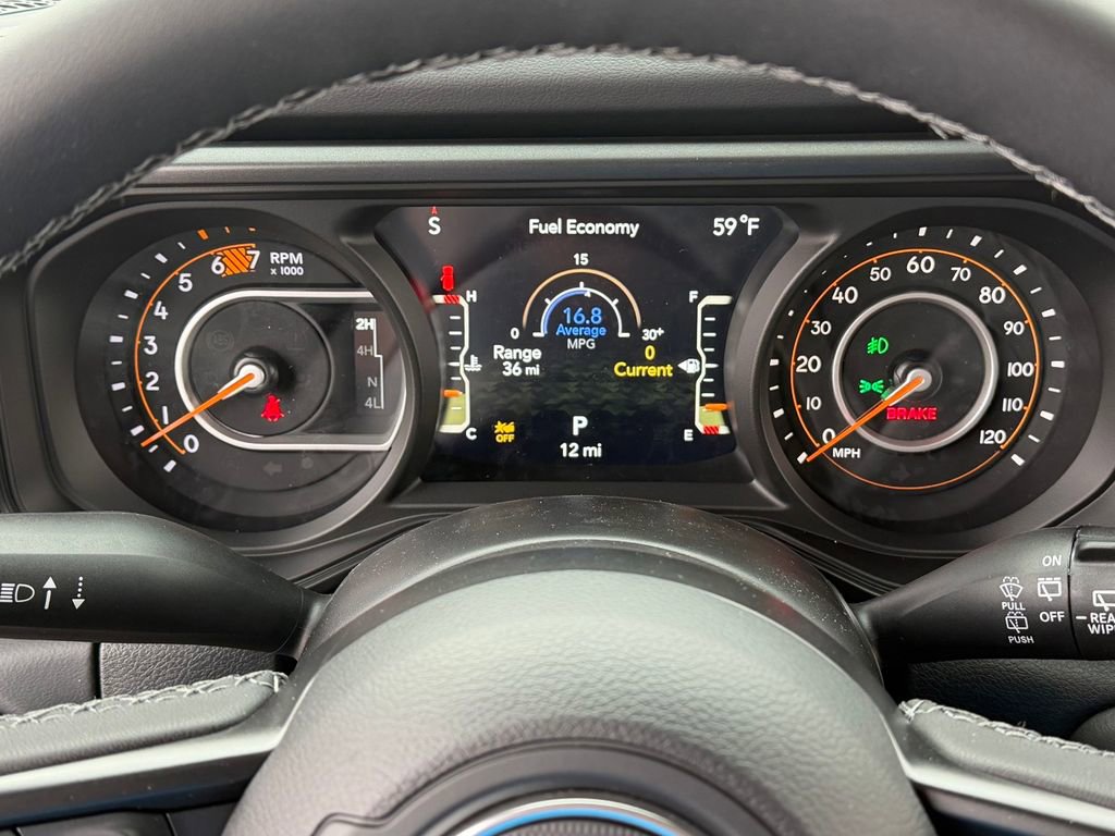 New 2026 Jeep Wrangler Unlimited Rubicon w/ Xtreme 35 Tire Package image 13