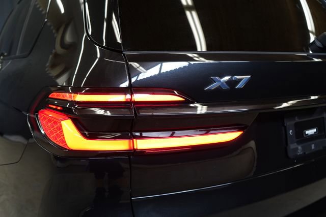 Used 2024 BMW X7 xDrive40i w/ Executive Package AWD/4WD image 90