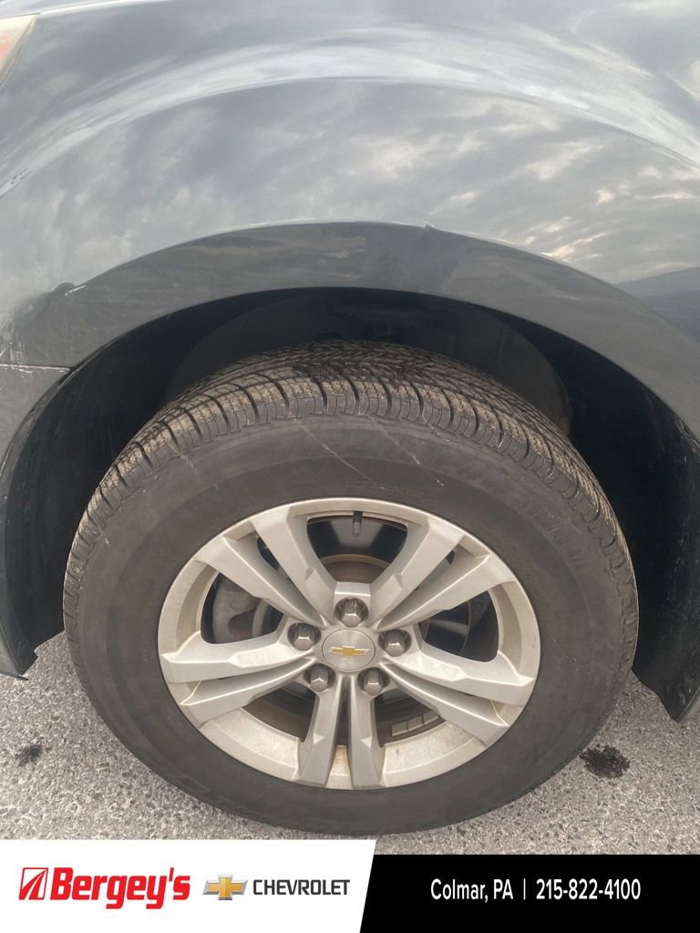 Used 2017 Chevrolet Equinox LS image 18