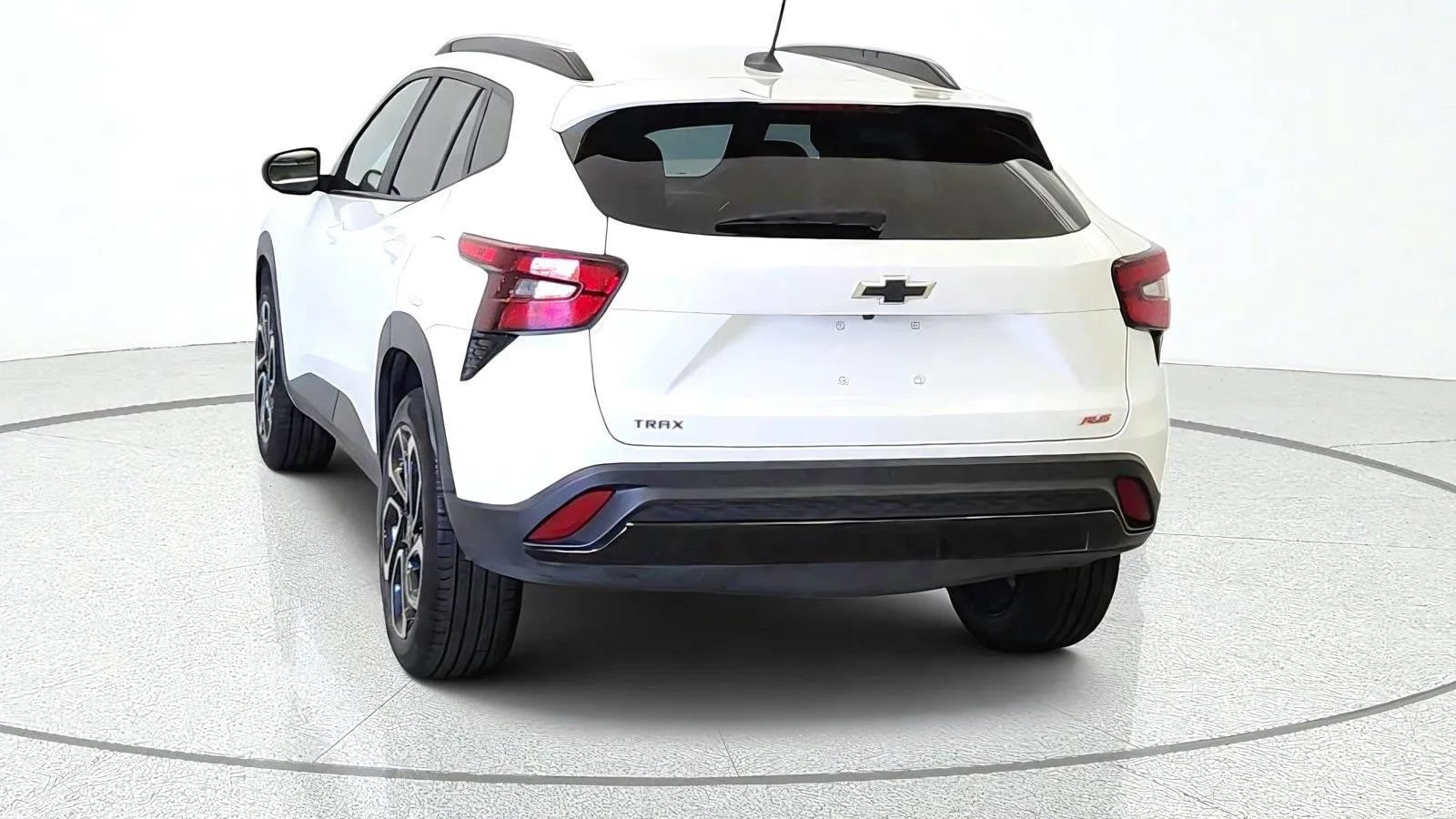 Used 2025 Chevrolet Trax RS w/ Driver Confidence Package FWD image 7