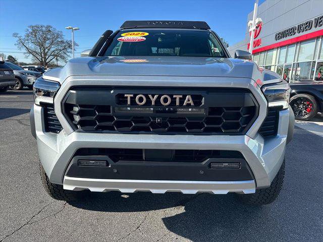 Certified 2025 Toyota Tacoma Trailhunter image 8