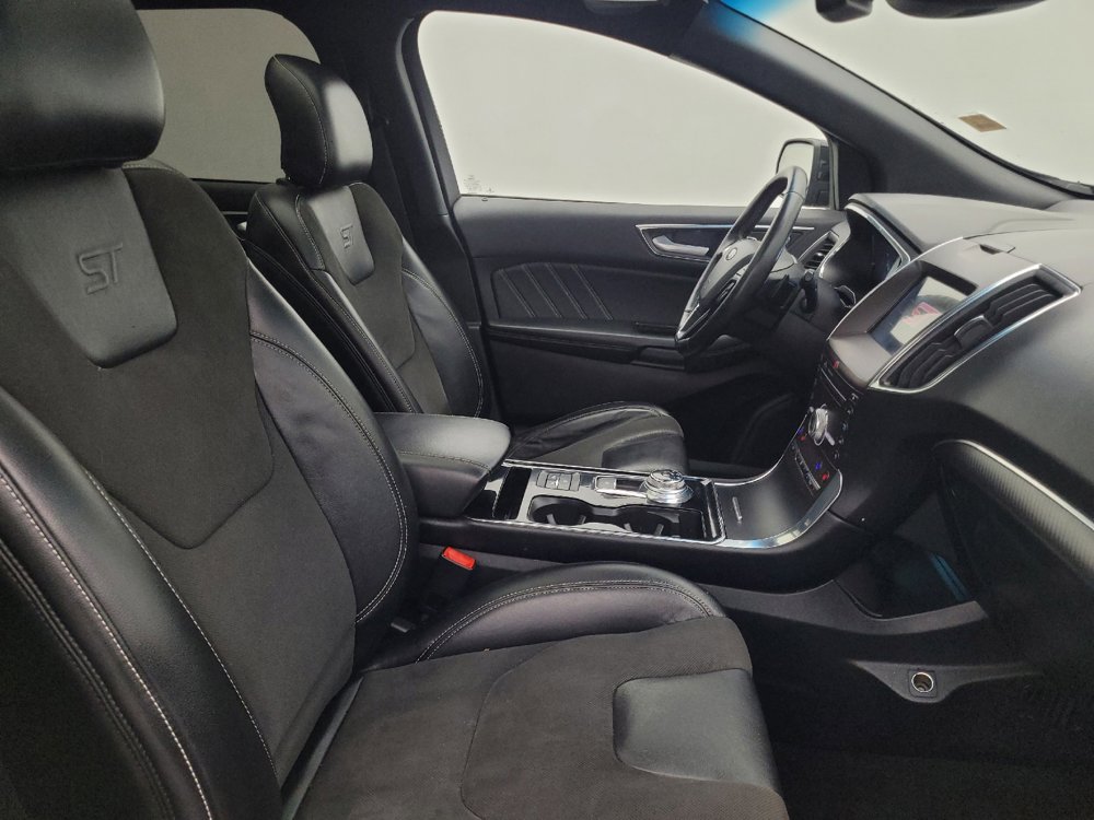Used 2019 Ford Edge ST w/ Equipment Group 401A image 21