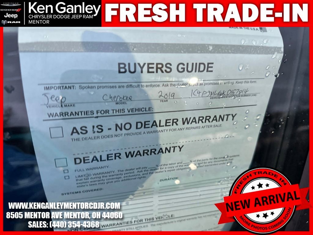 Used 2019 Jeep Cherokee Latitude Plus w/ Cold Weather Group image 14