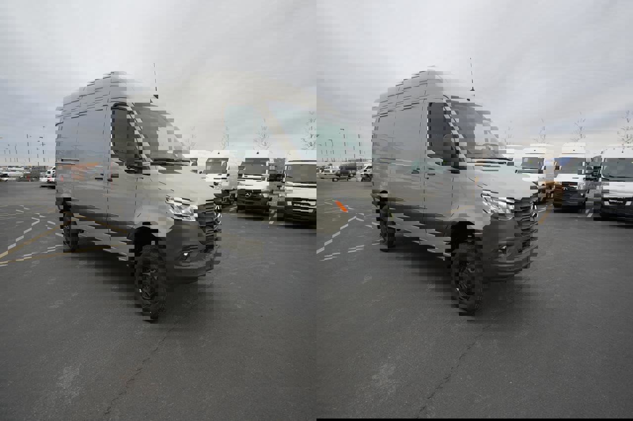 New 2026 Mercedes-Benz Sprinter 144 Cargo image 3