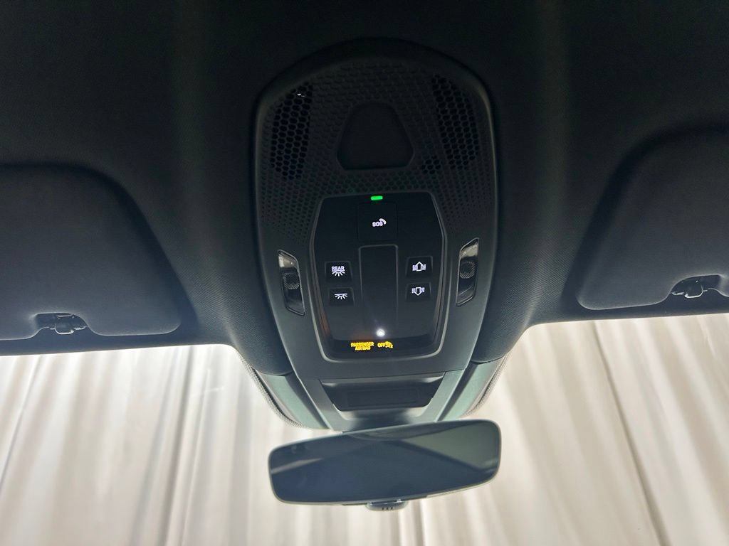 Certified 2026 Porsche Cayenne Coupe AWD/4WD image 21