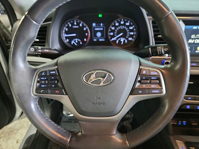 Used 2017 Hyundai Elantra Value Edition w/ Cargo Package FWD image 11