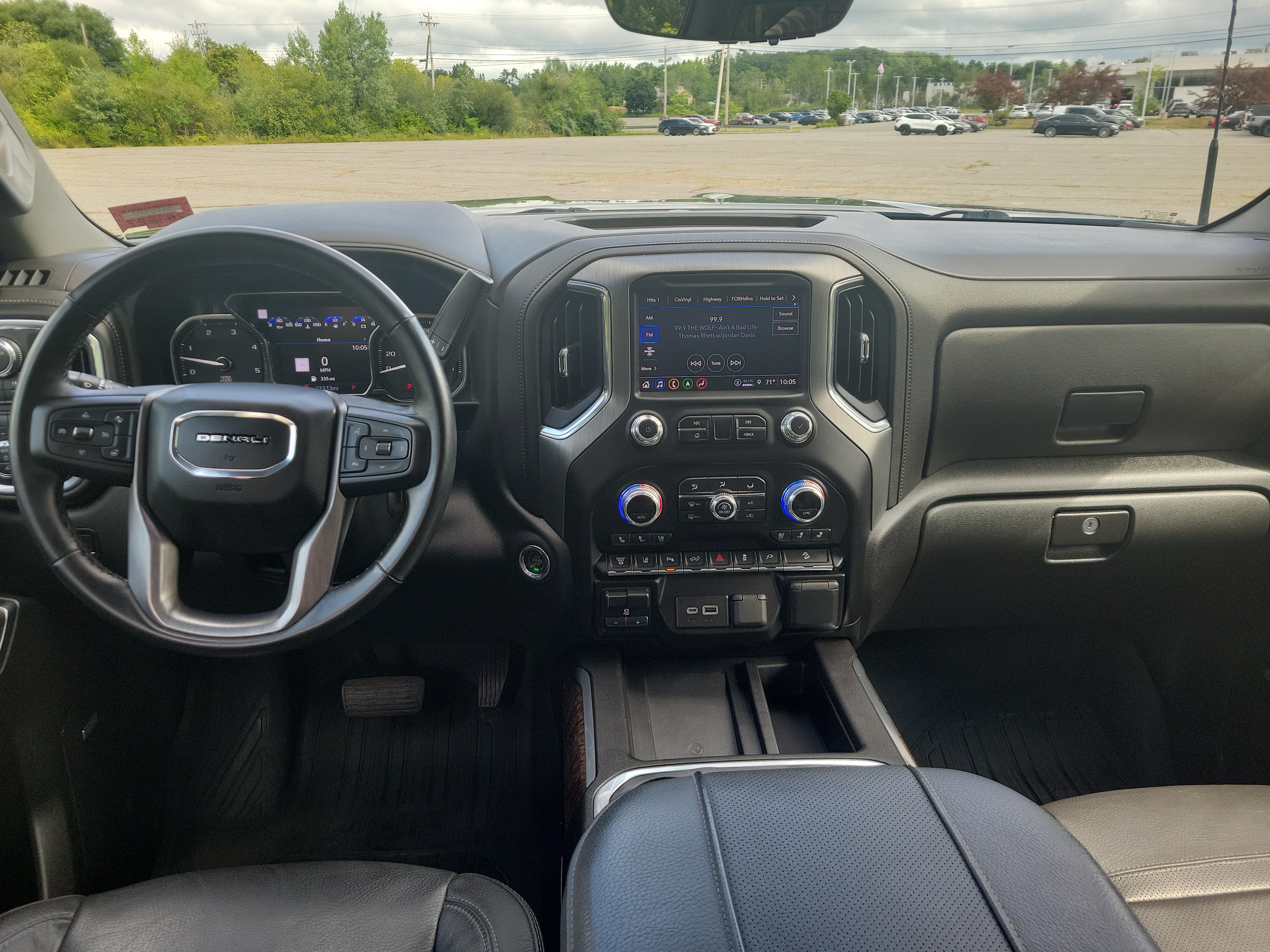 Used 2023 GMC Sierra 2500 Denali w/ Denali Ultimate Package AWD/4WD image 18