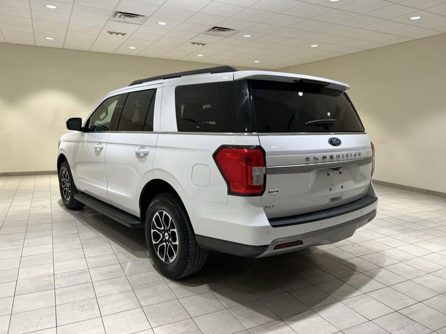 Certified 2024 Ford Expedition XLT RWD image 3