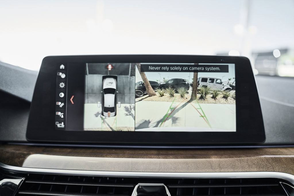 Used 2018 BMW 540i w/ Premium Package RWD image 42