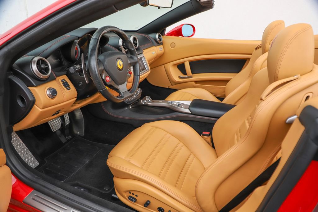 Used 2010 Ferrari California image 6